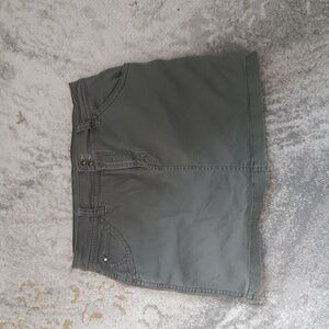 Jones's and co skort size 10